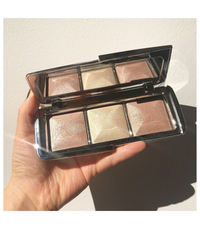 Ambient Metallic Strobe Lighting Palette